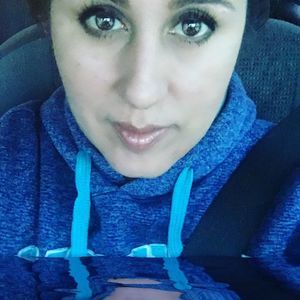 Meet your Posher, Laurita